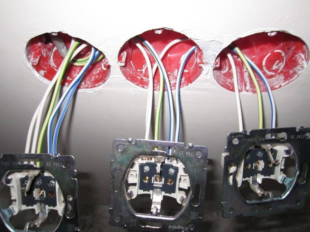 Вызов электрика в Котельниках