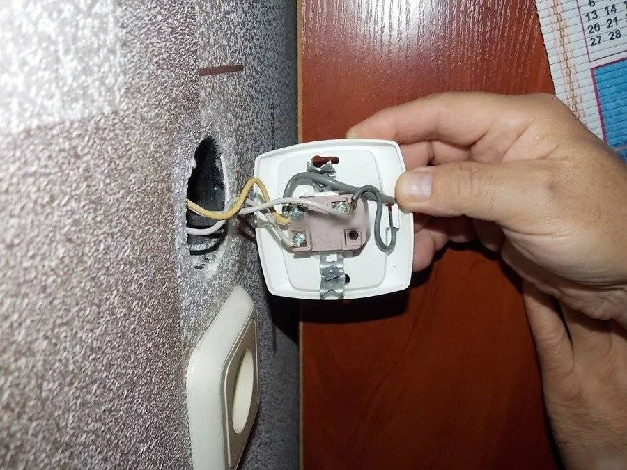 Установка выключателей и розеток в Котельниках